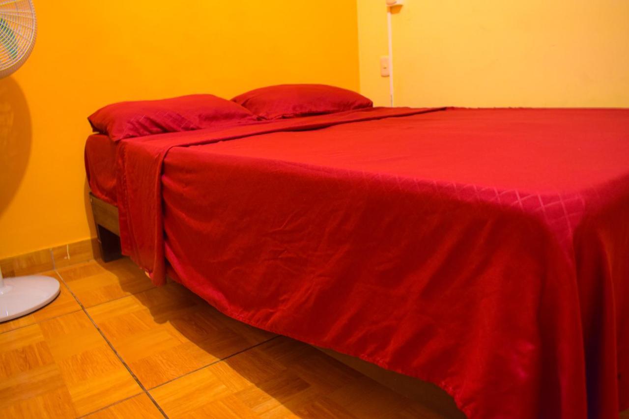 Passion Hostel - Barranco Lima Eksteriør bilde